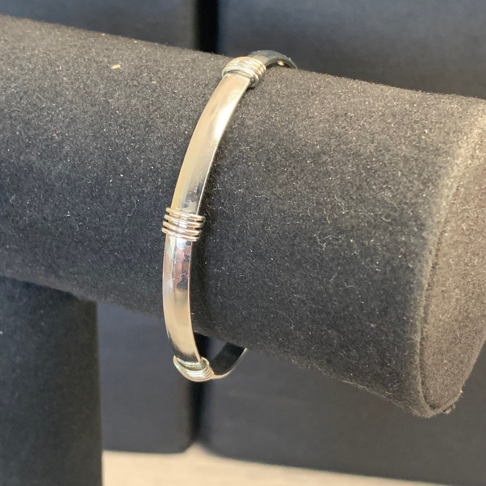 Silver Tone Wire Wrap Station Cuff Bracelet Minimalist Polished Open Bangle